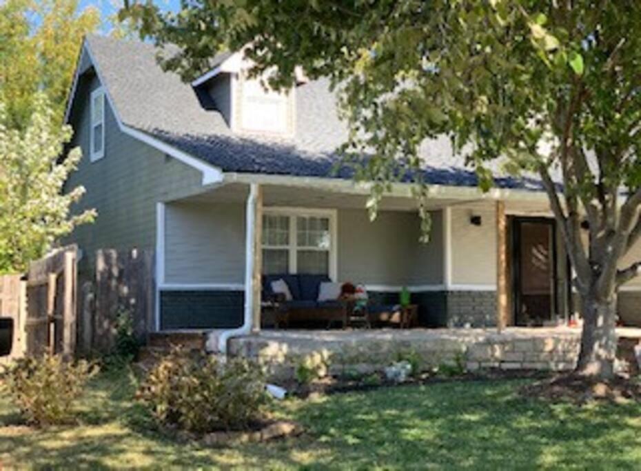 Wow! Spacious Retreat & Amazing Yard 2400+4Bd/3Bth Wichita Bagian luar foto