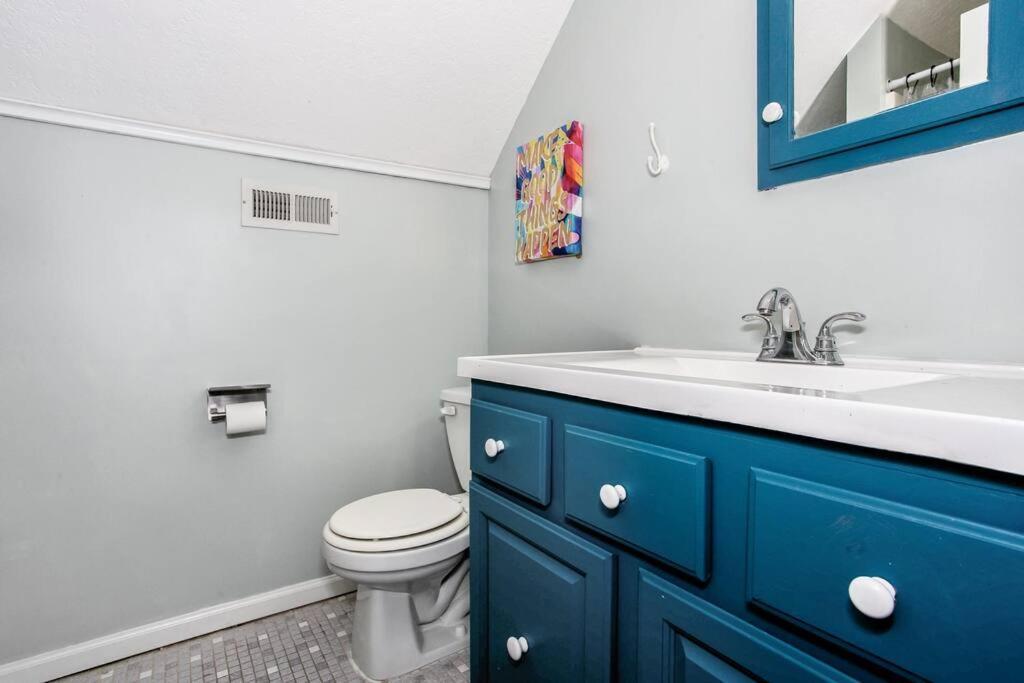 Wow! Spacious Retreat & Amazing Yard 2400+4Bd/3Bth Wichita Bagian luar foto